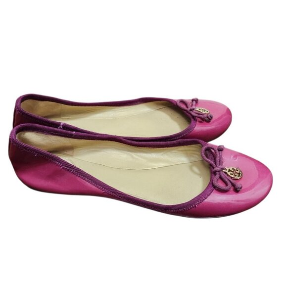 Tory Burch Pink Patent Leather Ballet Flats Gold Logo Charm Size 7.5 - Picture 4 of 7
